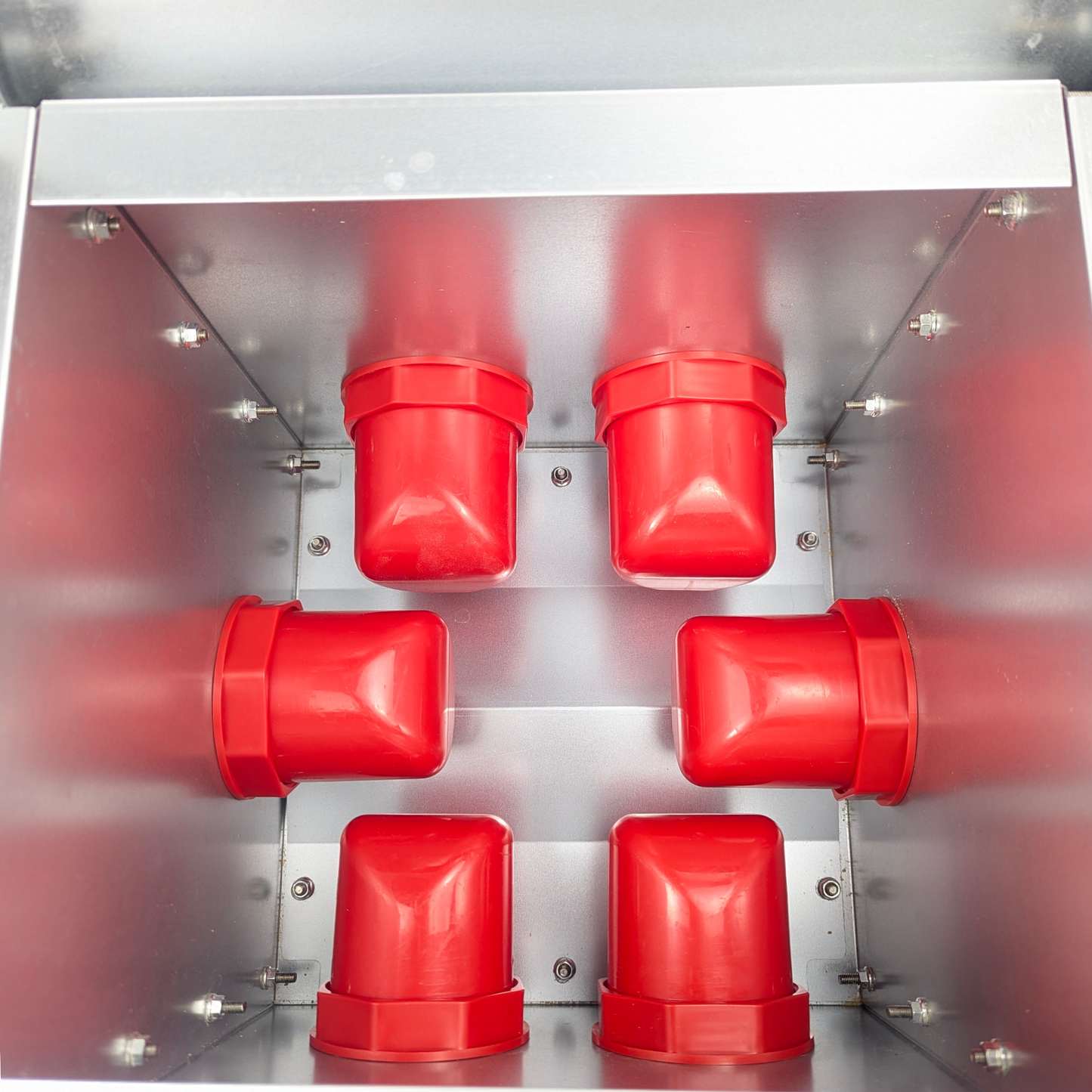 Hen's Choice™ - 25 or 85LB Capacity Automatic Chicken Feeder, Weather Resistant