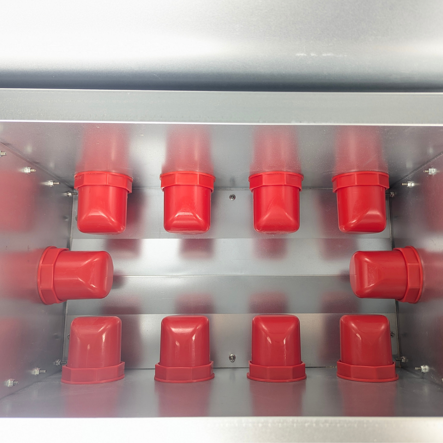 Hen's Choice™ - 25 or 85LB Capacity Automatic Chicken Feeder, Weather Resistant